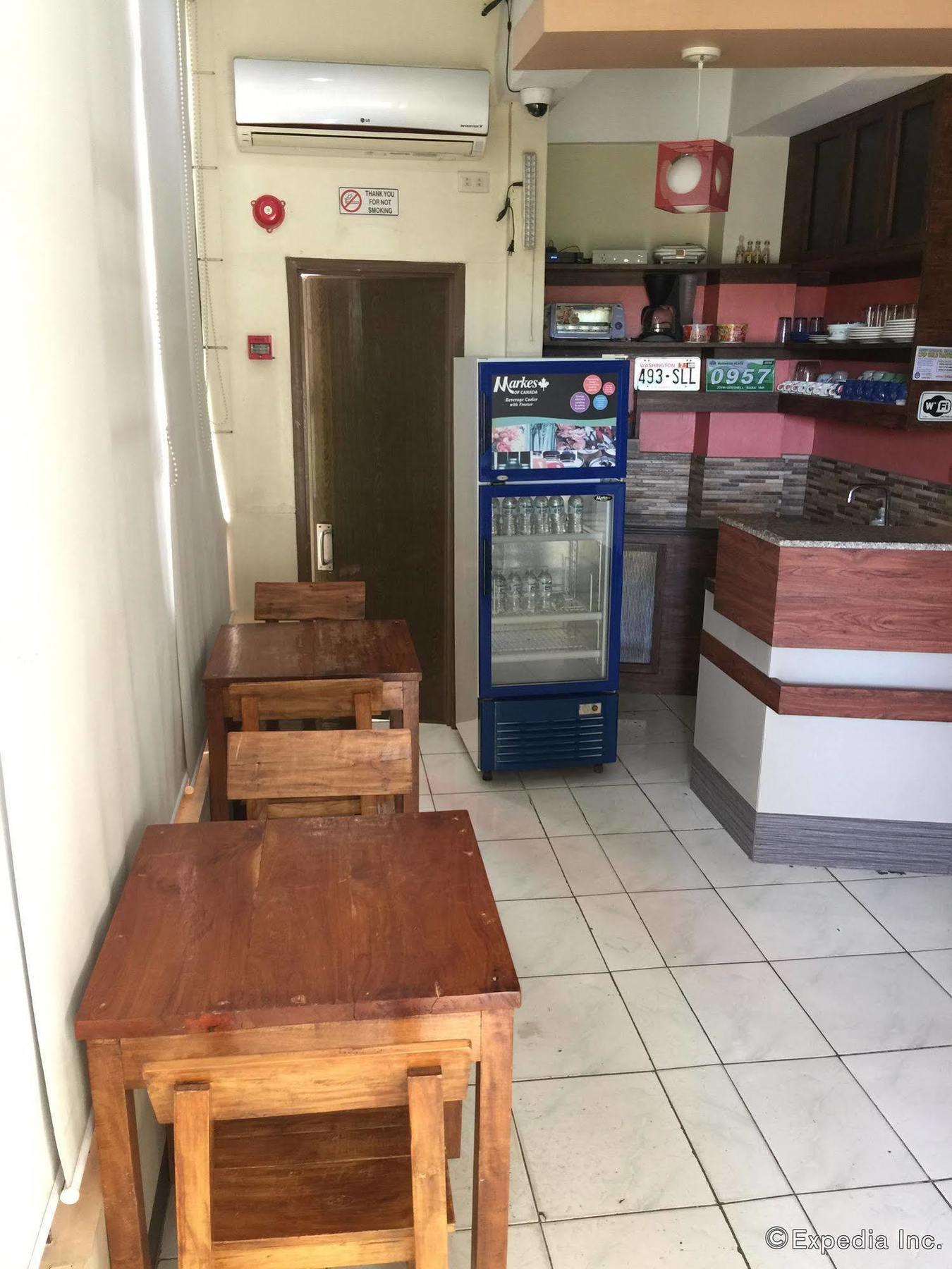 Qm Pension House Tagbilaran City Bagian luar foto
