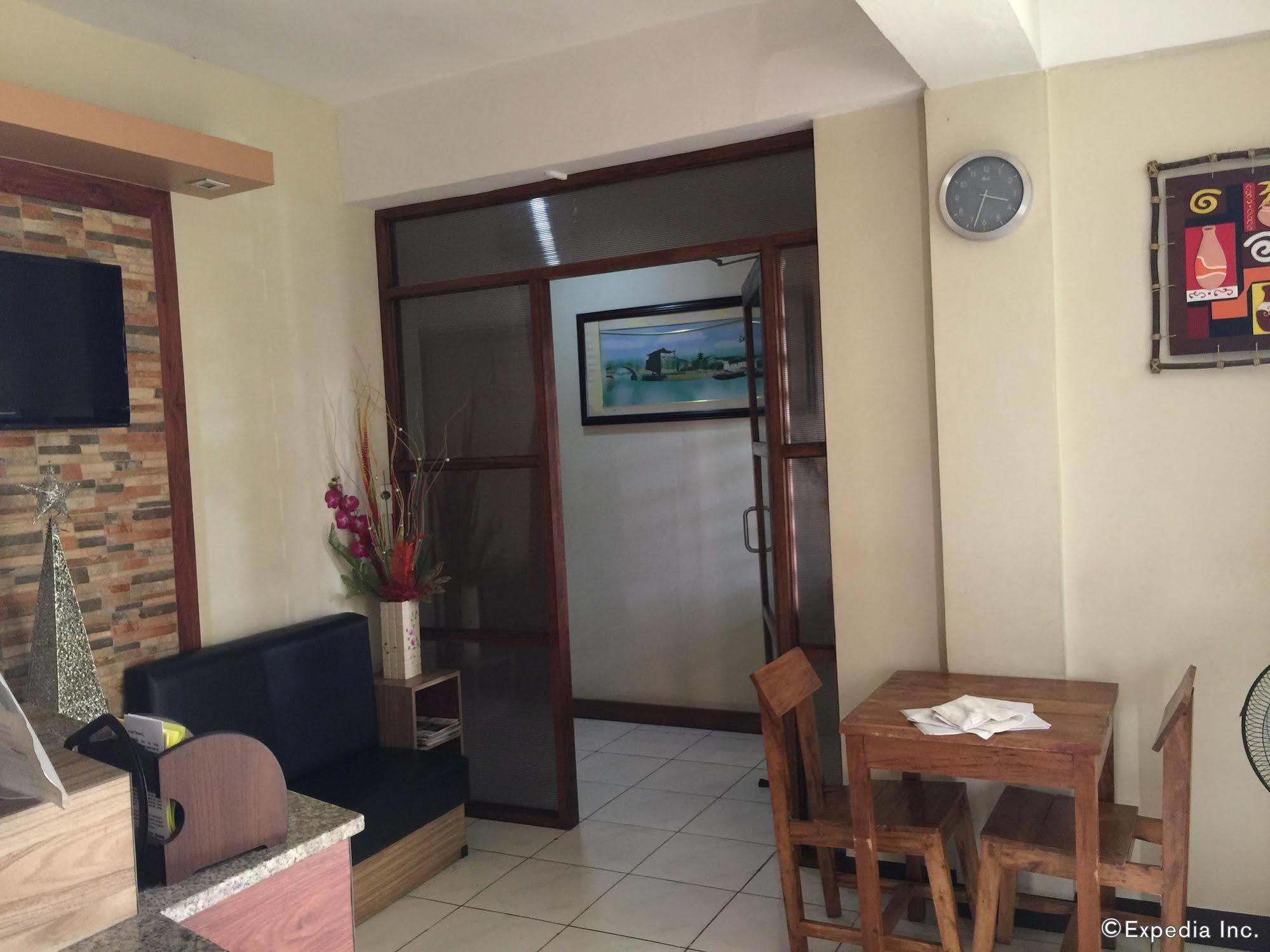 Qm Pension House Tagbilaran City Bagian luar foto