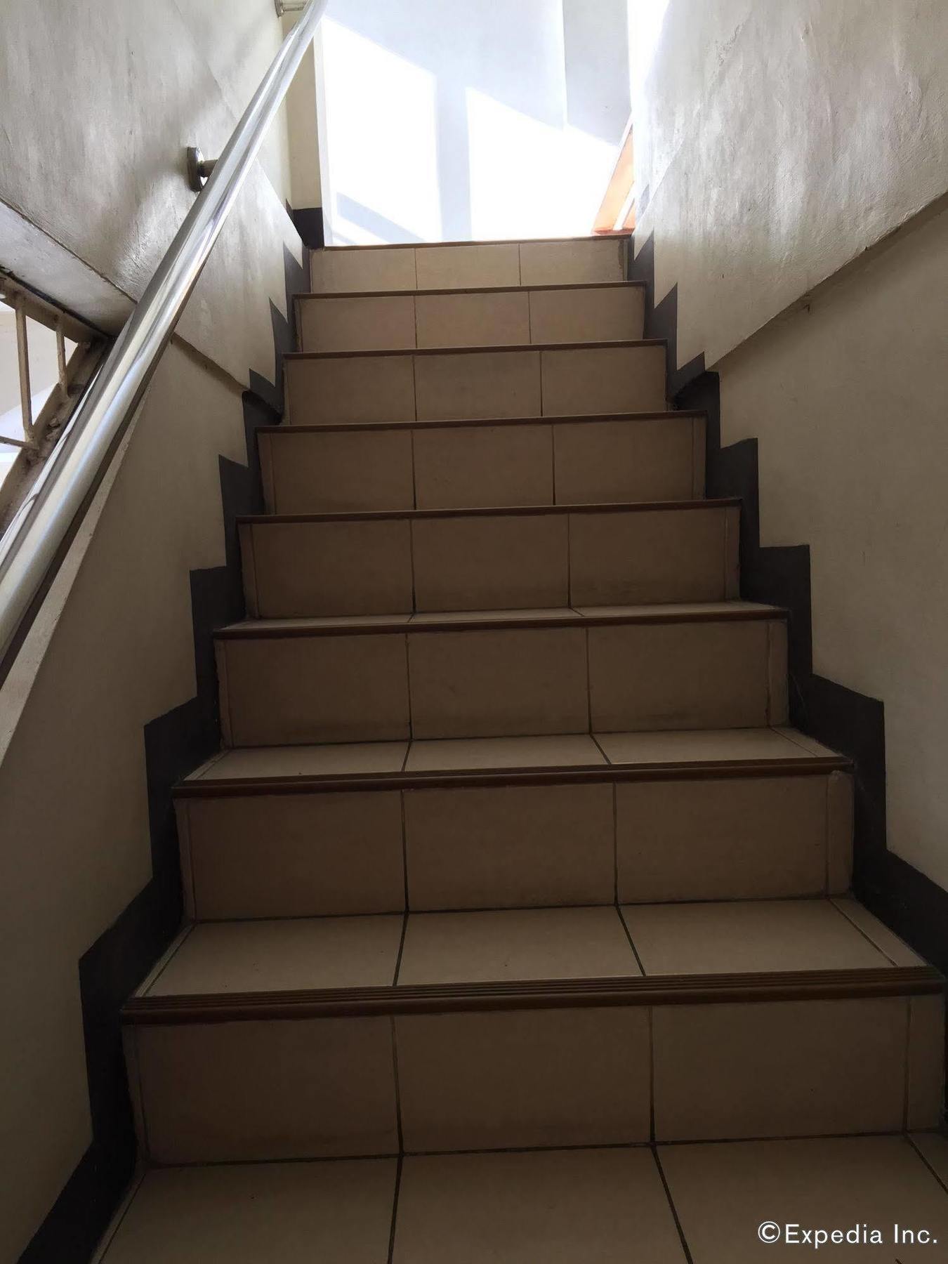 Qm Pension House Tagbilaran City Bagian luar foto
